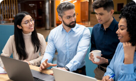 IT consultant presenting an architecture diagram